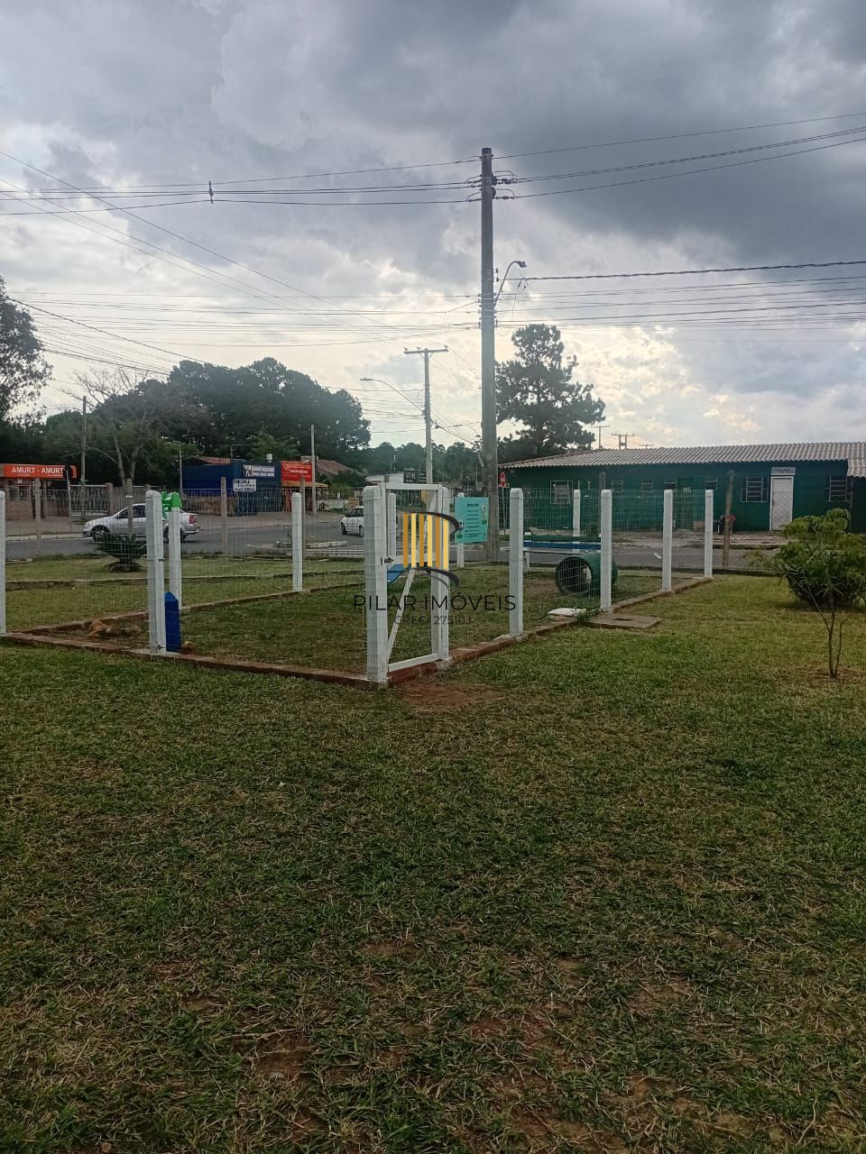 Apartamento com 02 quartos e 01 vaga no Bairro Chapéu do Sol