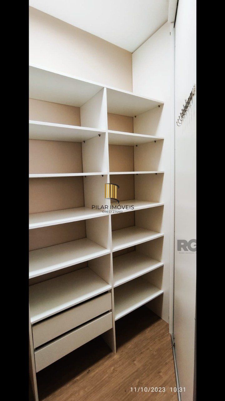 Apartamento com 2 dormitórios e vaga no bairro Teresópolis