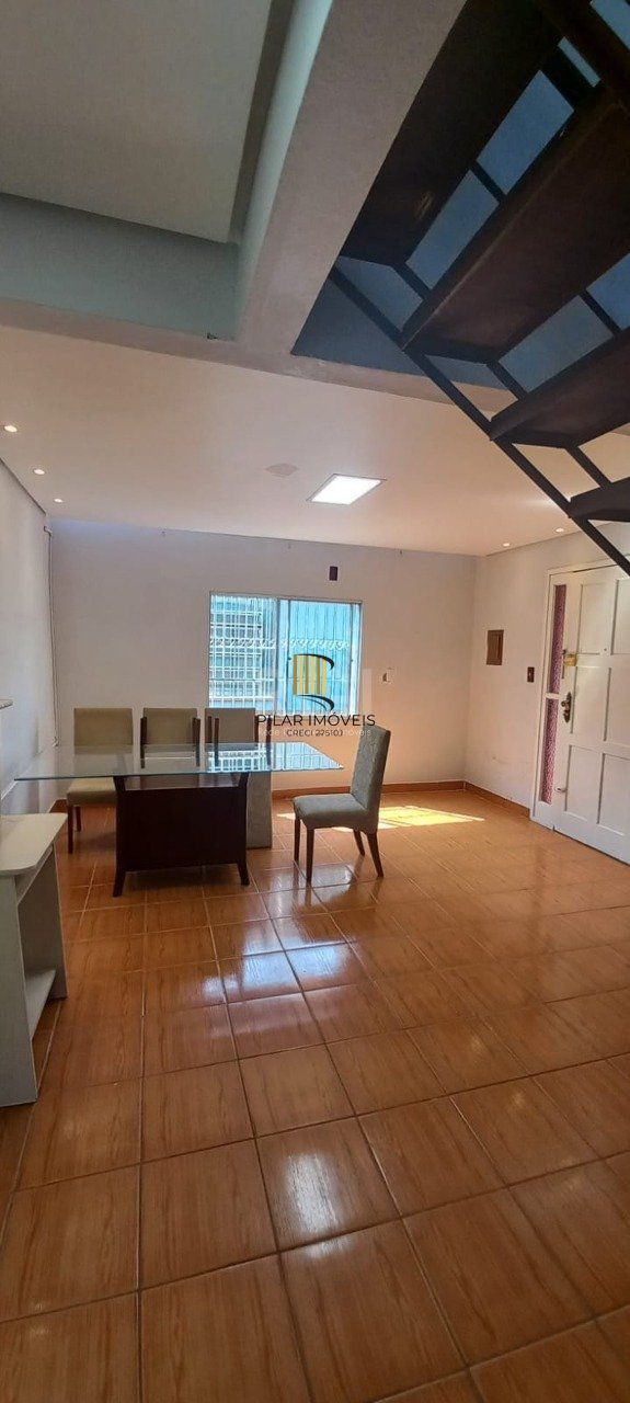 Casa para Venda - 149m², 4 dormitórios, 2 vagas - Campo Novo