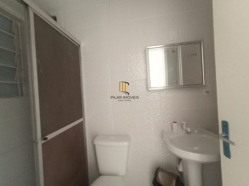 Apartamento com 03 quartos e 01 vaga no Bairro Vila Nova em Porto Alegre