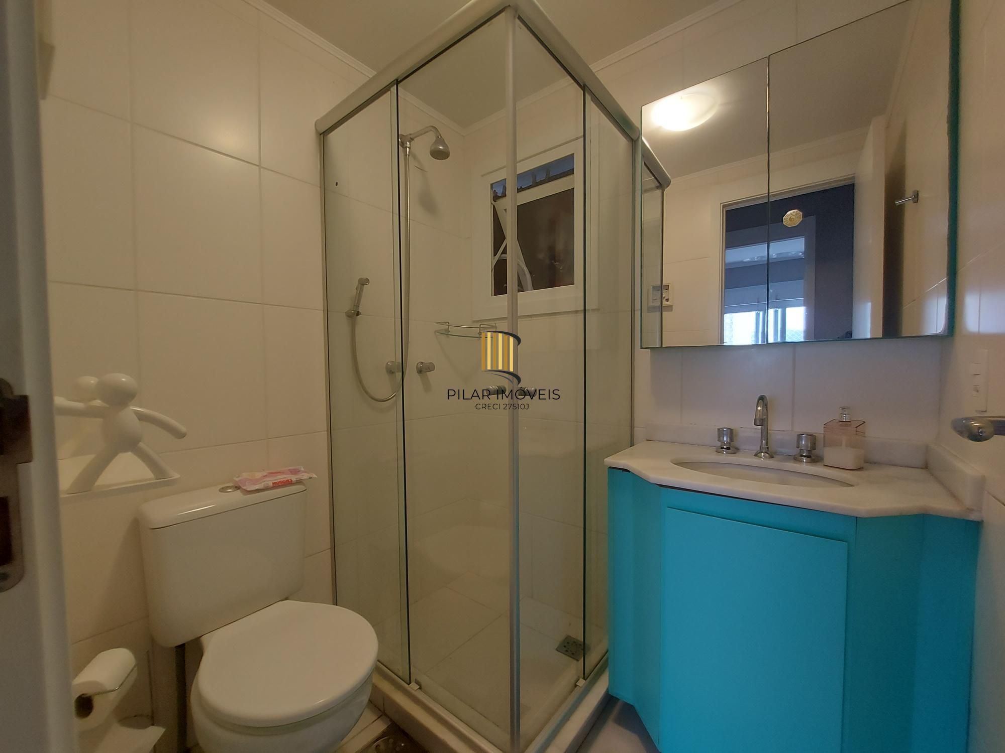 Apto 3 quartos/com 1 suite e vaga coberta no bairro Cavalhada
