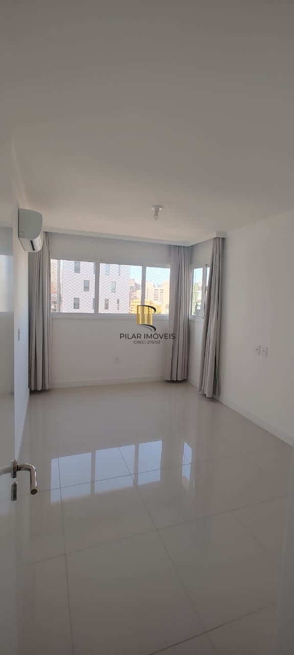 Apartamento com 03 Quartos e 02 vagas em Torres (01 suíte)