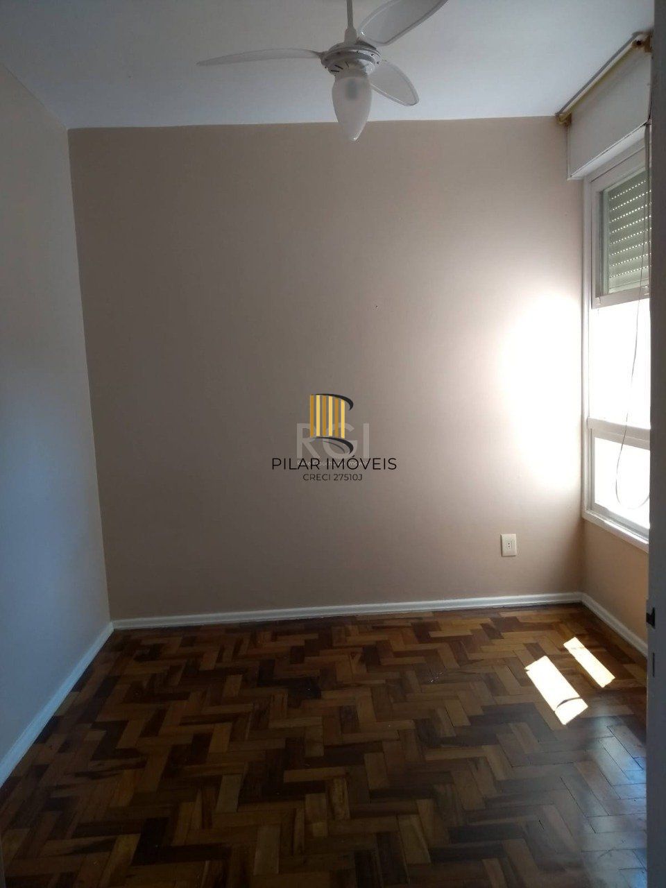 Apartamento para Venda - 69.84m², 3 dormitórios, Camaquã, Porto Alegre
