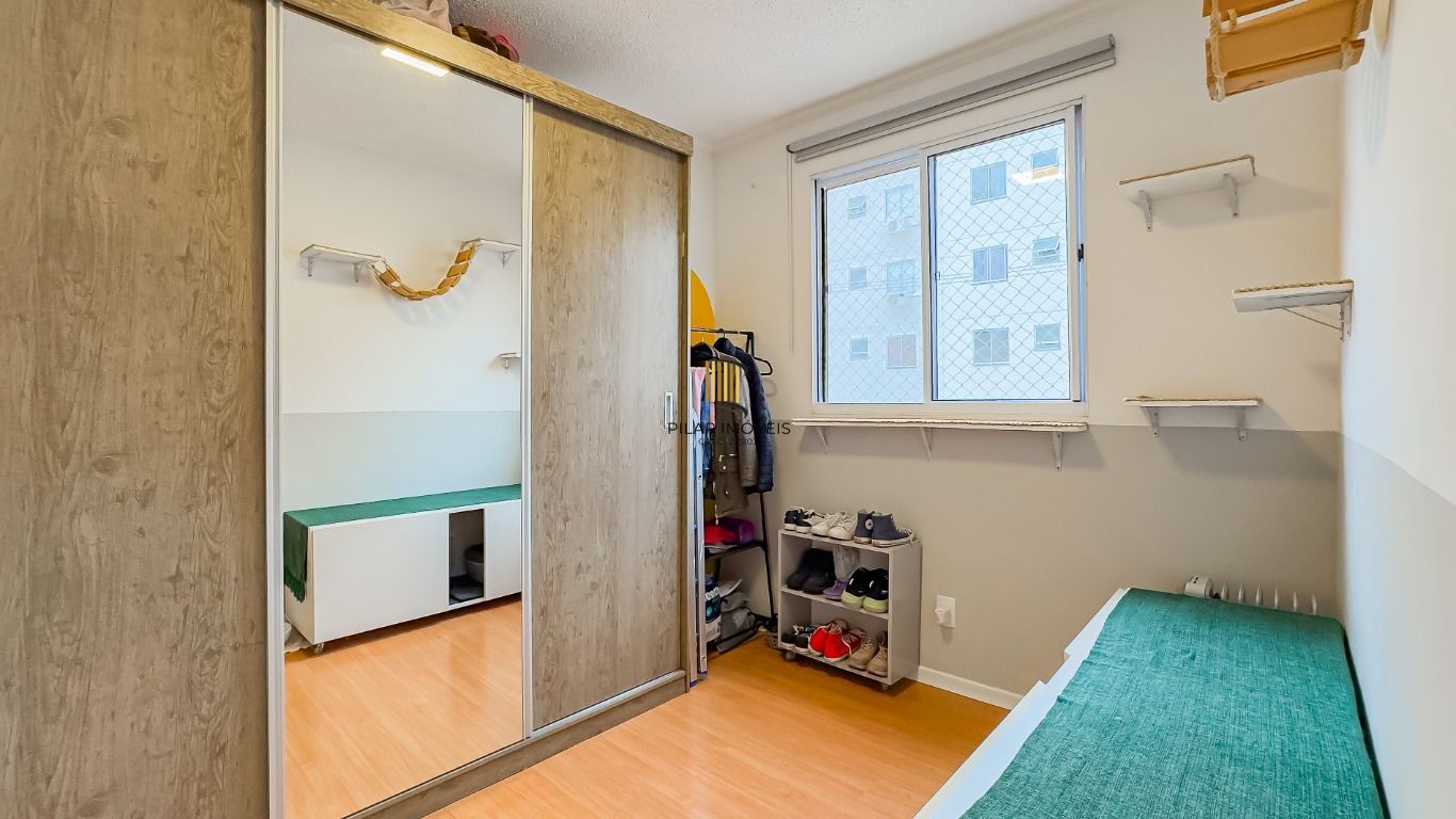 Apartamento 2 dormitórios no bairro Morro Santana