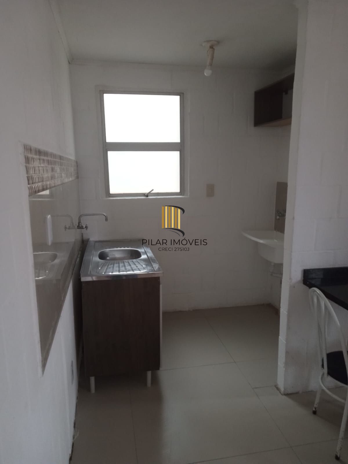 Apartamento de 2 dormitórios e uma vaga