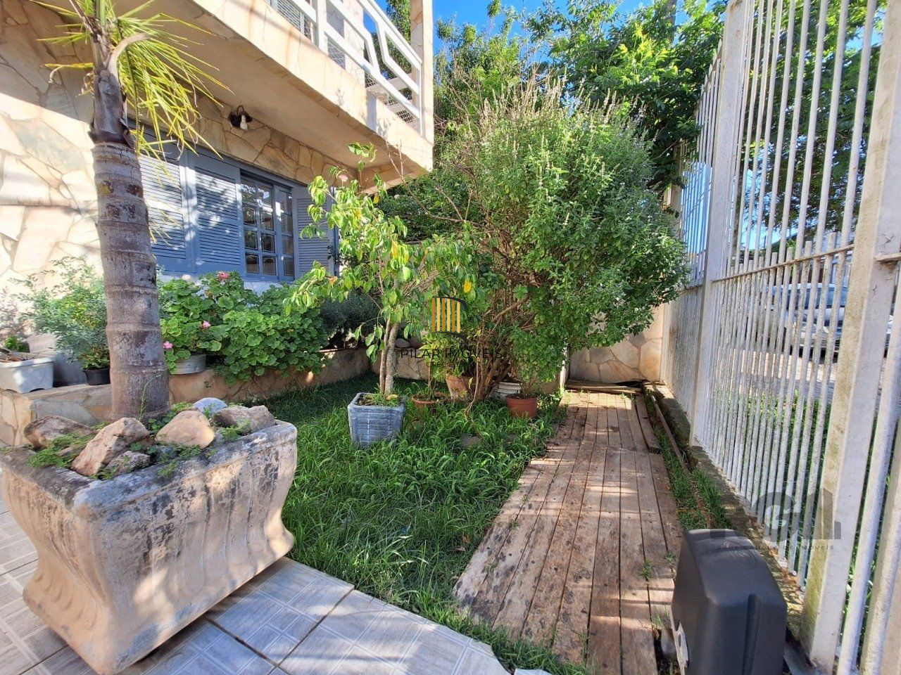 Sobrado 3 Dormitório(s) Bairro Jardim Algarve