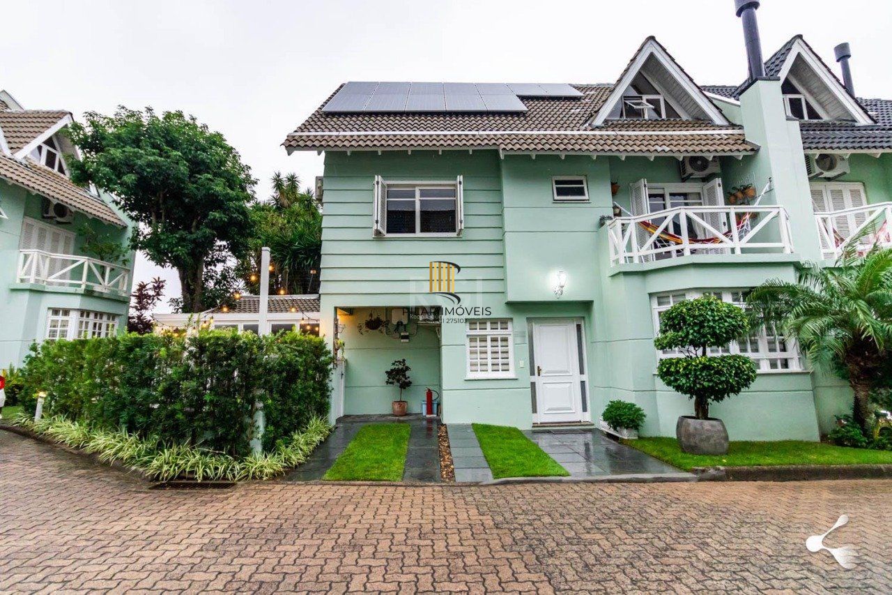 CASA 4 DORMITÓRIOS COM GARDEM NO GUARUJA - PORTO ALEGRE - RS