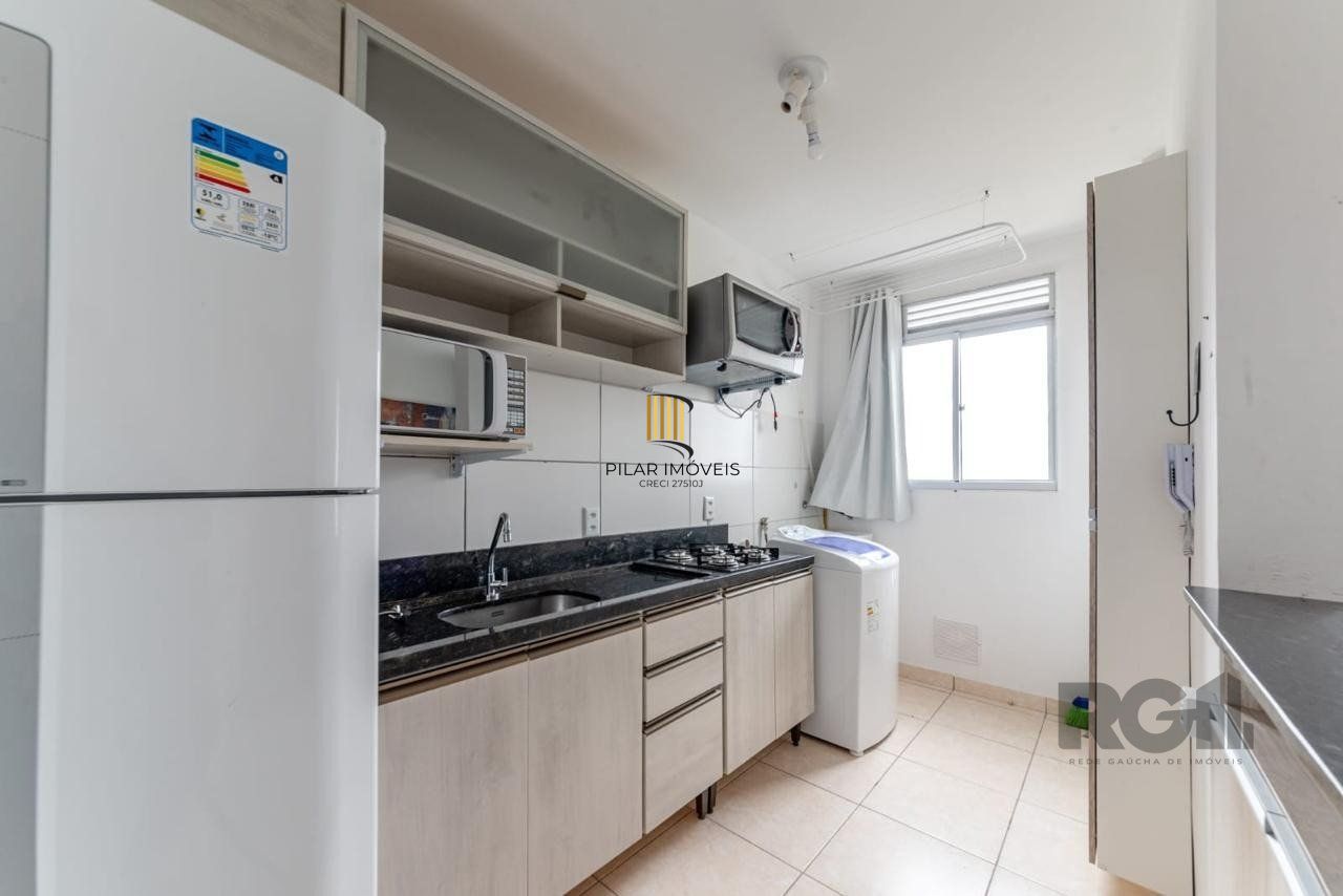Apartamento 2 dormitórios e uma vaga no bairro morro santana com sacada.