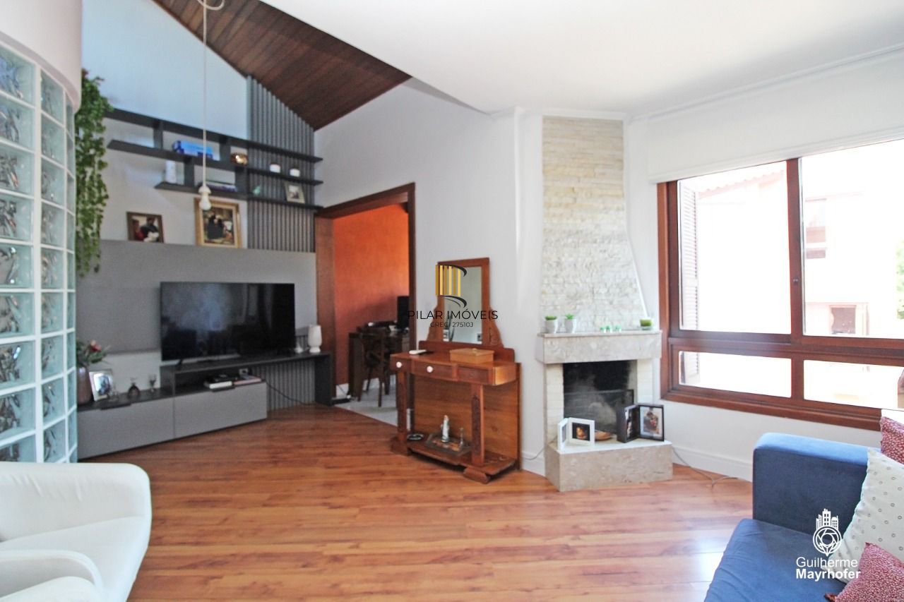 Cobertura para Venda - 217.04m², 3 dormitórios, sendo 1 suites, 2 vagas - Tristeza