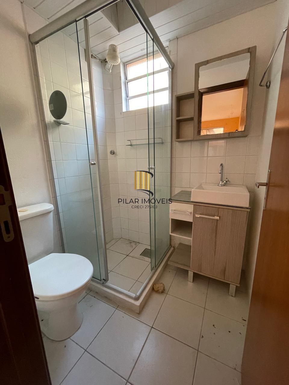 Apartamento Térreo com 02 quartos 01 vaga no Bairro Mário Quintana Porto Alegre