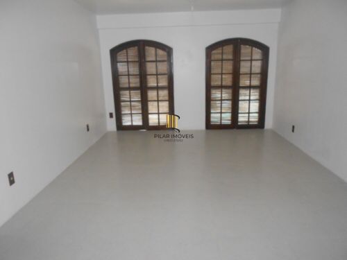 Mansão com 05 Quartos no Bairro Partenon