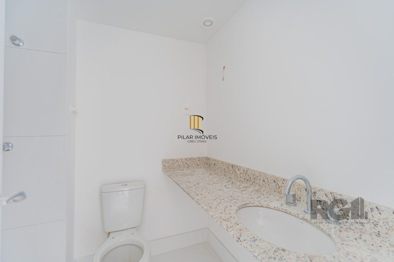 Apartamento com 01 quarto e 01 vaga no Bairro Partenon