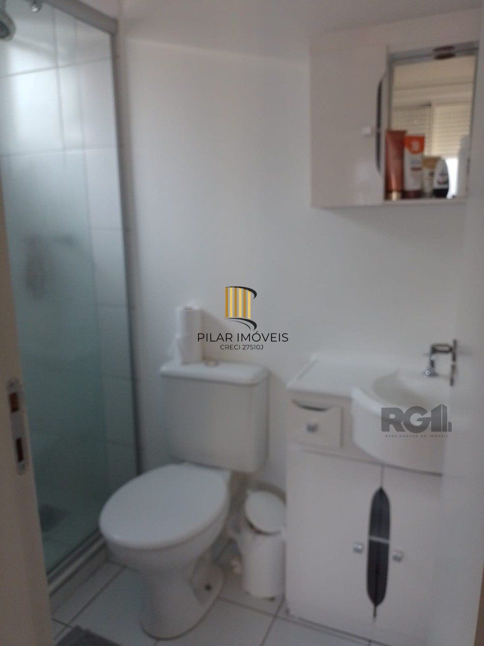 Apartamento de 3 dormitórios com vaga no bairro Morro Santana