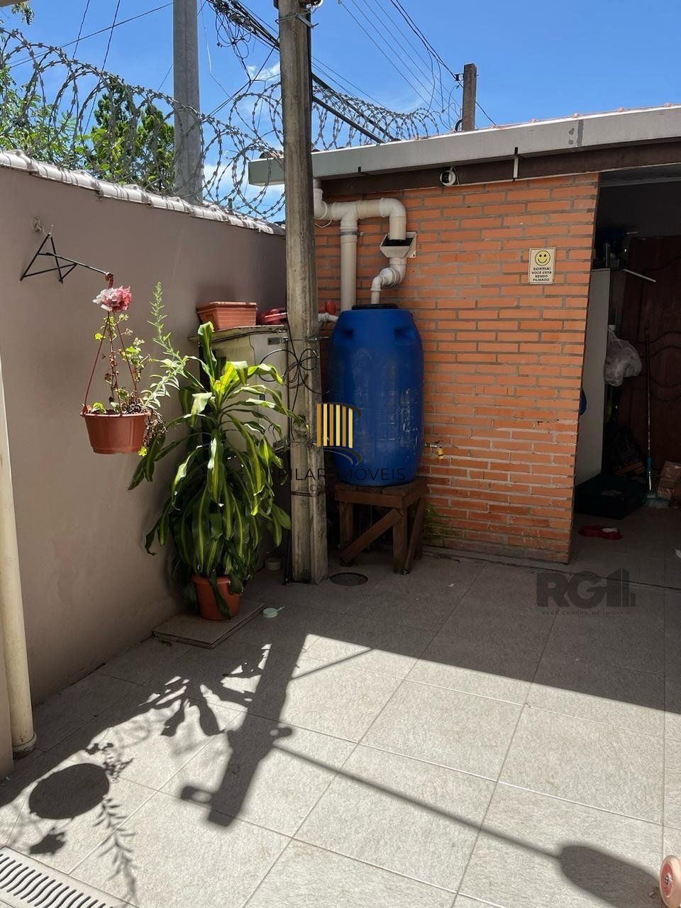 Sobrado a venda no bairro Mato Grande em Canoas