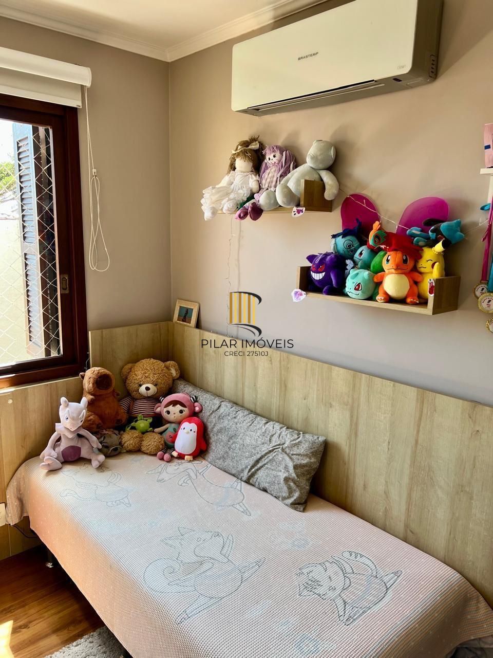Apartamento à venda no bairro Jardim botânico com 2 dormitórios e Vaga coberta.