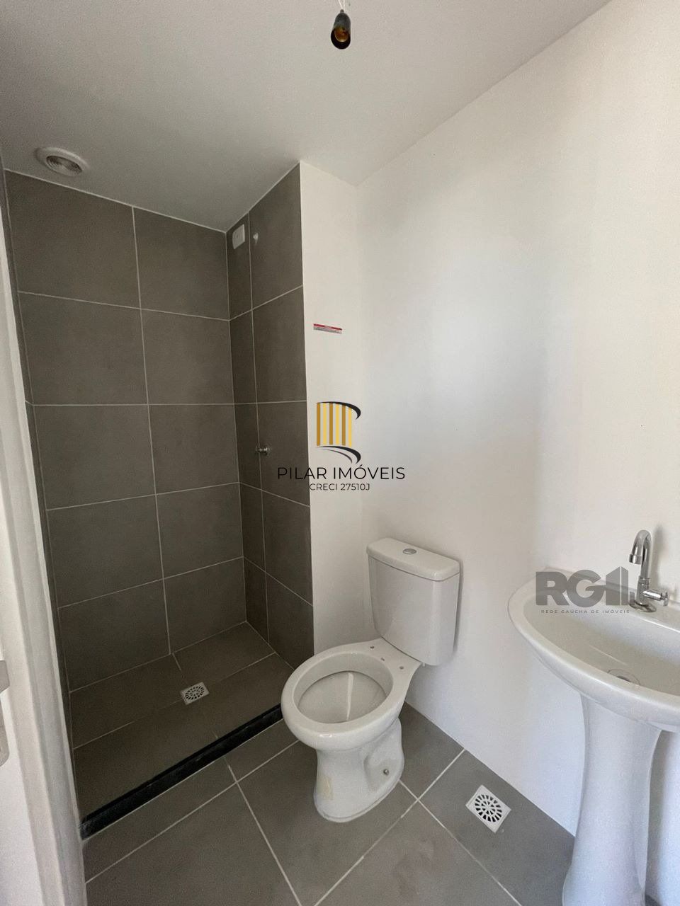 Apartamento 2 Dormitório(s) Bairro Sarandi