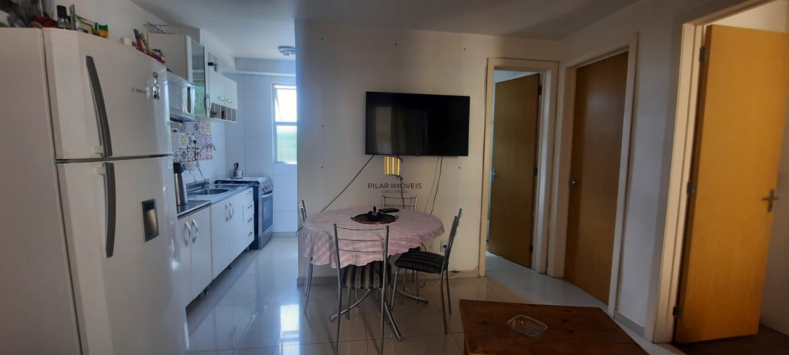 Apartamento2 dormitorios semi mobiliado no bairro Partenom