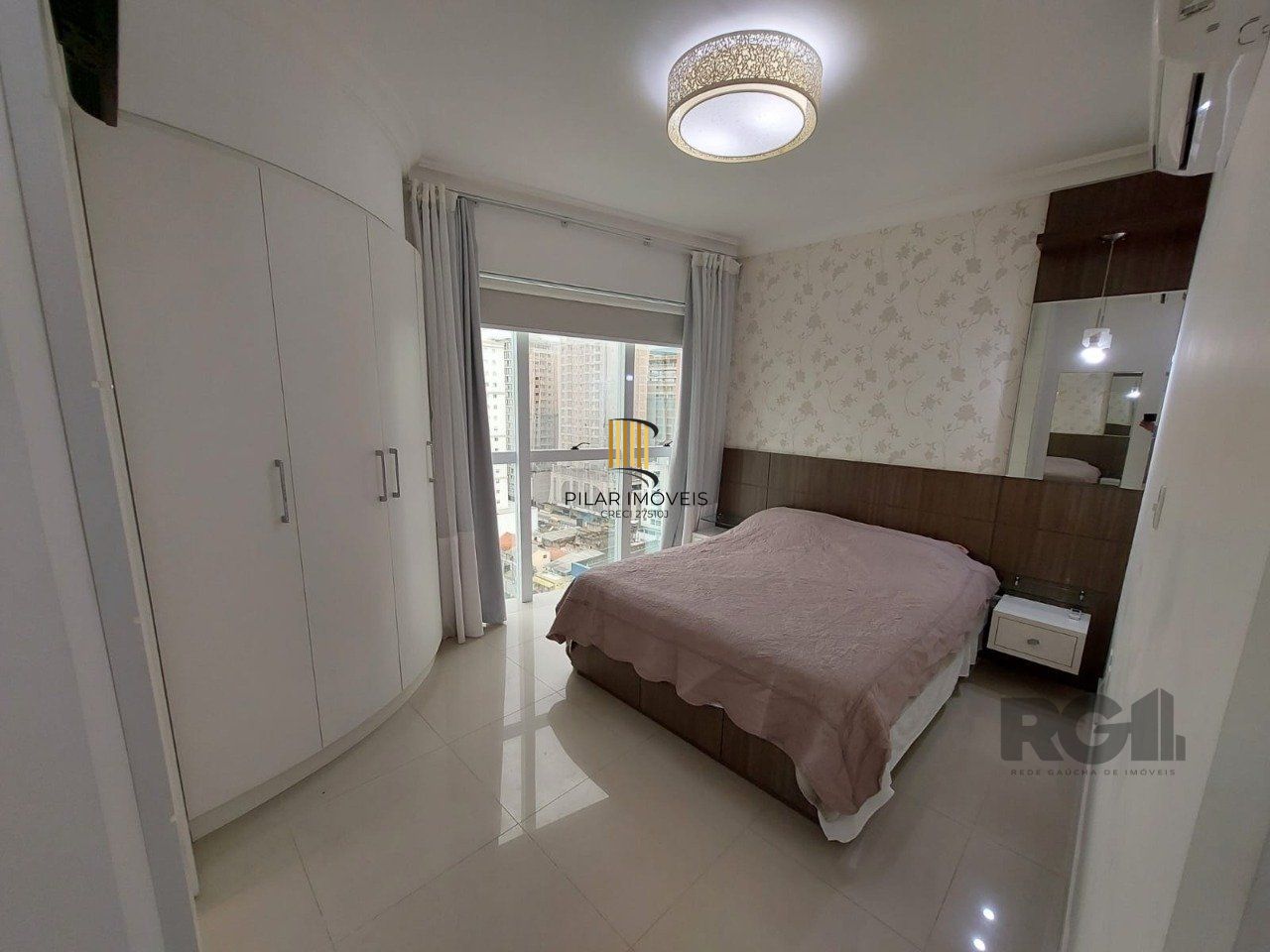 APARTAMENTO 3 SUITES - ANDAR ALTO - VISTA PARA O MAR - MEIA  PRAIA - ITAPEMA - SC