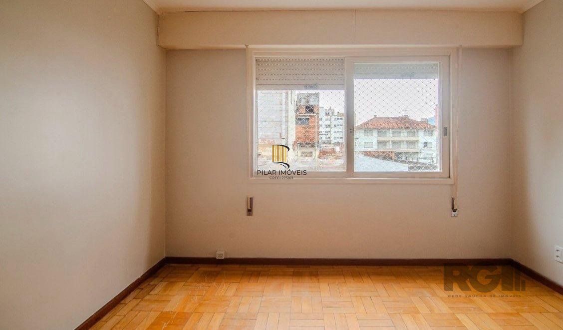 Apartamento 3 dormitórios com suite, de 133m2 no bairro Sao Joao.