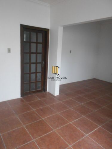 Mansão com 05 Quartos no Bairro Partenon