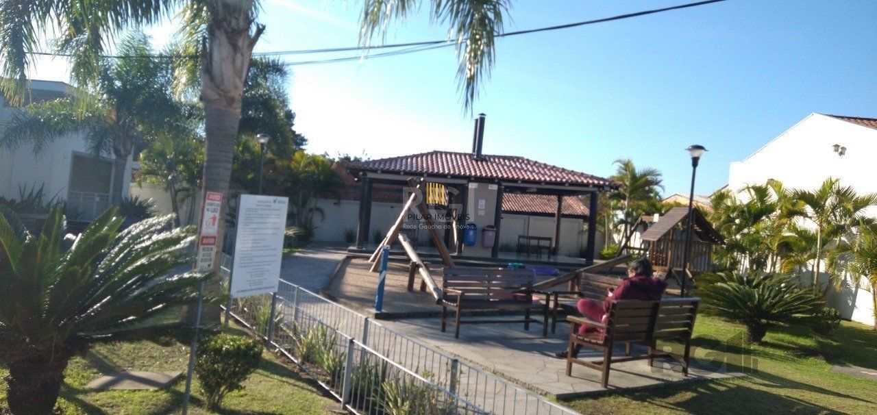 Casa de Condomínio 2 dormitórios no bairro Restinga