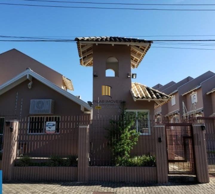 Casa de Condomínio 2 dormitórios no bairro Vila Nova