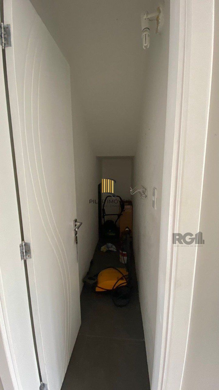 CASA 3 DORMITÓRIOS 1 SUíTE, VAGA DE GARAGEM BAIRRO HÍPICA PORTO ALEGRE RS