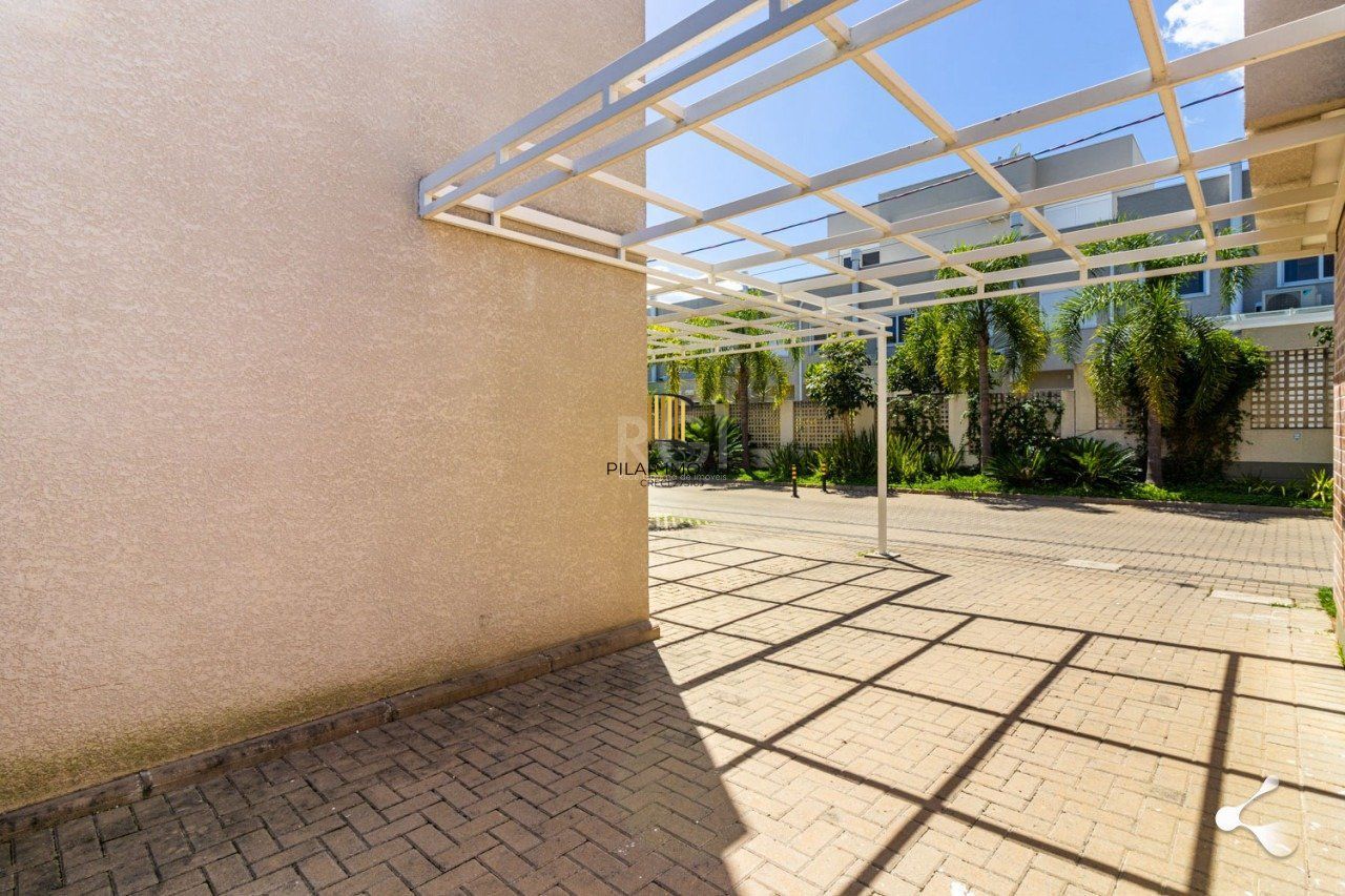 Casa Condominio para Venda - 142,39m², 3 dormitórios, sendo 1 suites, 2 vagas - Vila Nova, Porto Alegre