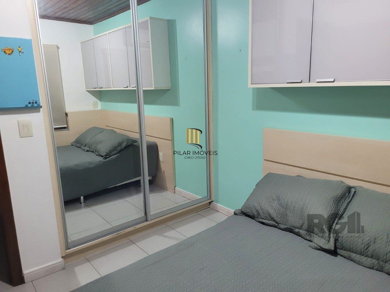 Casa para Venda - 181.5m², 4 dormitórios, 2 vagas - Partenon