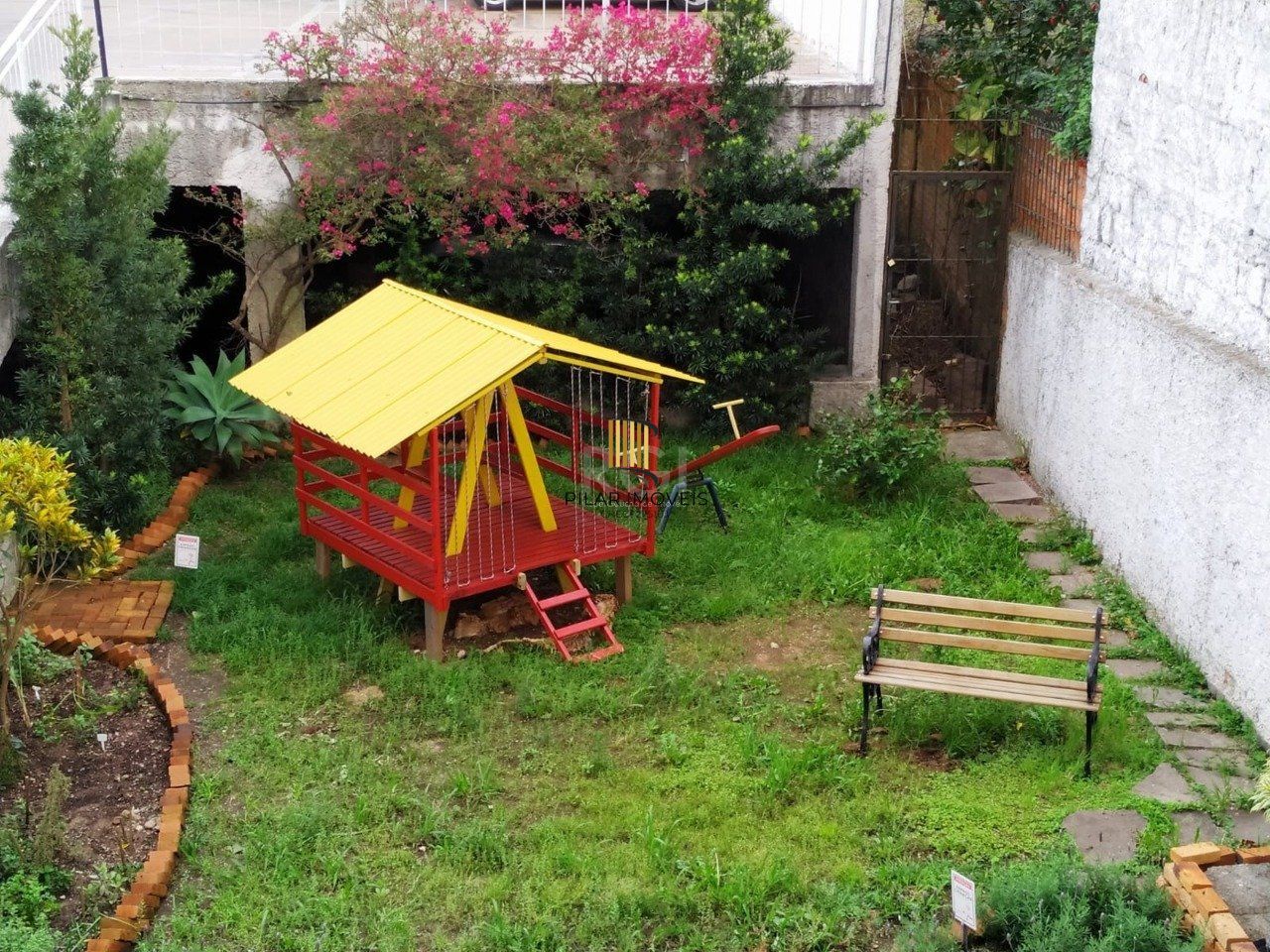 Apartamento para Venda - 61.06m², 2 dormitórios, 1 vaga - Teresópolis, Porto Alegre