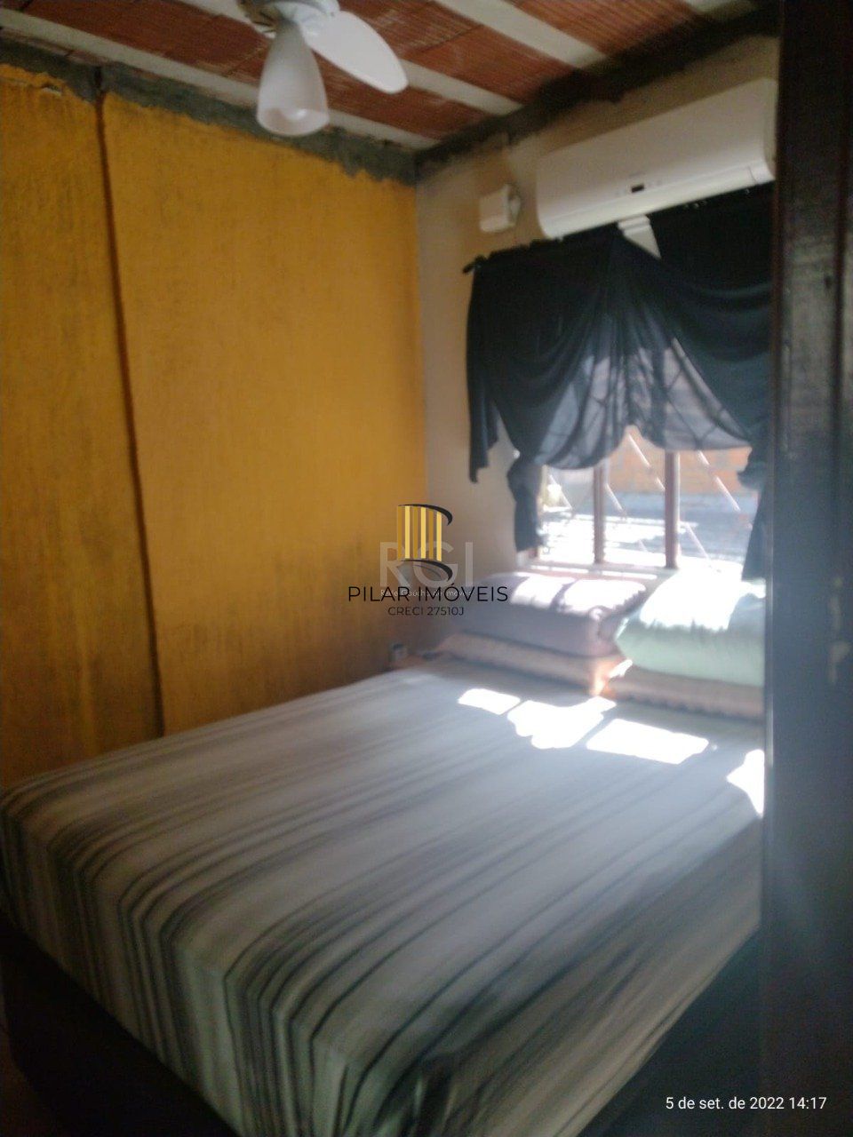Casa para Venda - 220m², 2 dormitórios, sendo 1 suites, 2 vagas - Cavalhada, Porto Alegre