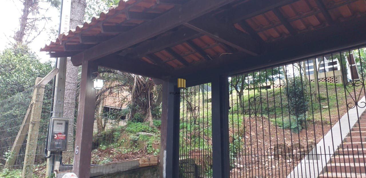 Casa 2 dormitórios no bairro Vila Nova