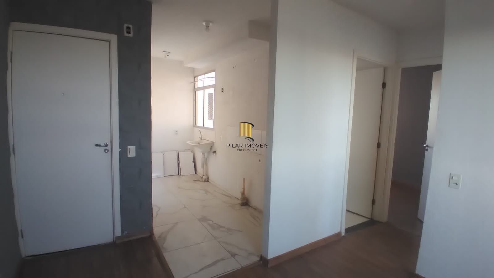 Apartamento com 02 quartos e 01 vaga no Bairro Sarandi