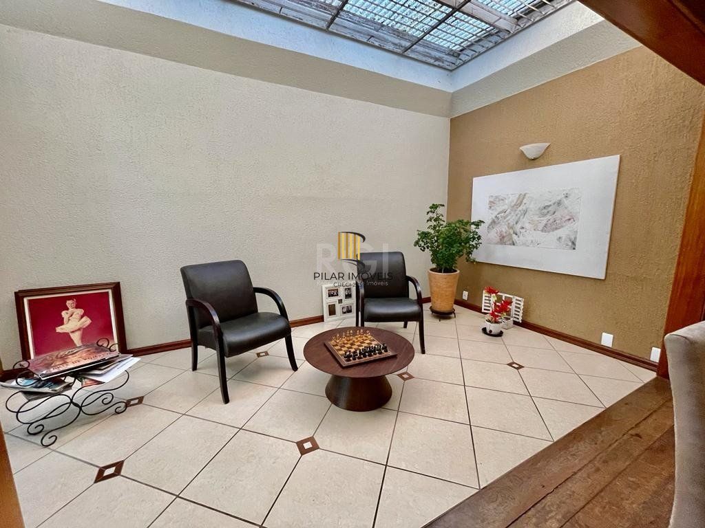 Casa Condominio para Venda - 187.9m², 4 dormitórios, sendo 1 suites, 2 vagas - Pedra Redonda, Porto Alegre