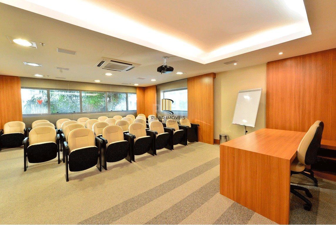 Sala comercial com vista para o Guaíba no Getúlio Vargas Prime Office.