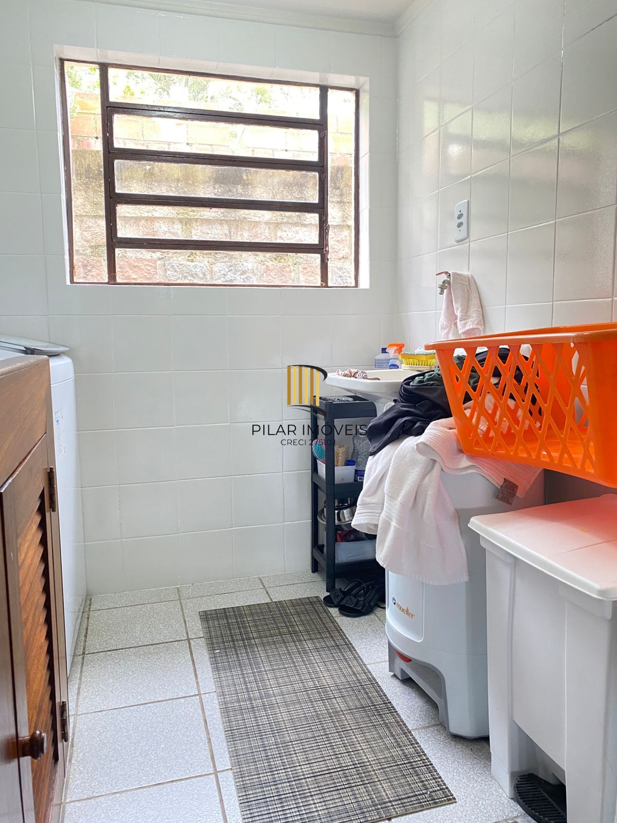 Casa Residencial à Venda em Porto Alegre