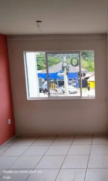 Apartamento com 02 quartos e 01 vaga no Bairro Chapéu do Sol