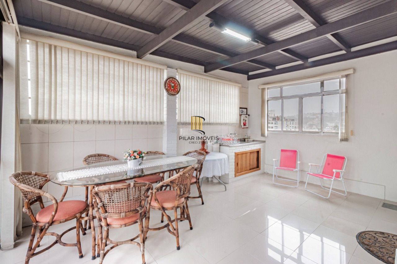 COBERTURA 3DORMITÓRIOS, 1 VAGA COBERTA NO CRISTAL PORTO ALEGRE RS