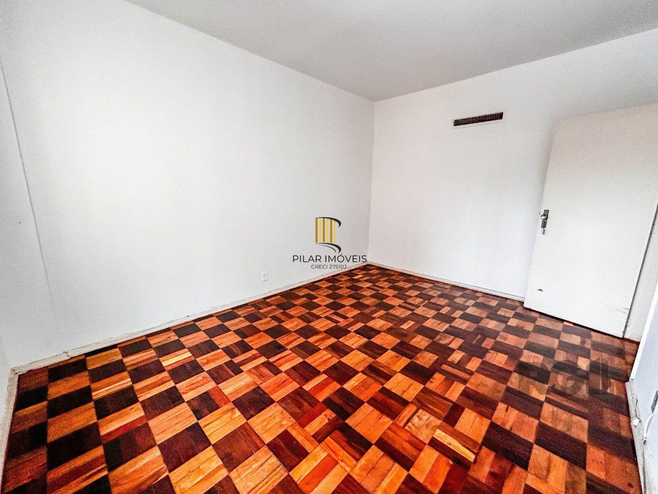 Apartamento no Centro de 3 dormitórios e vaga