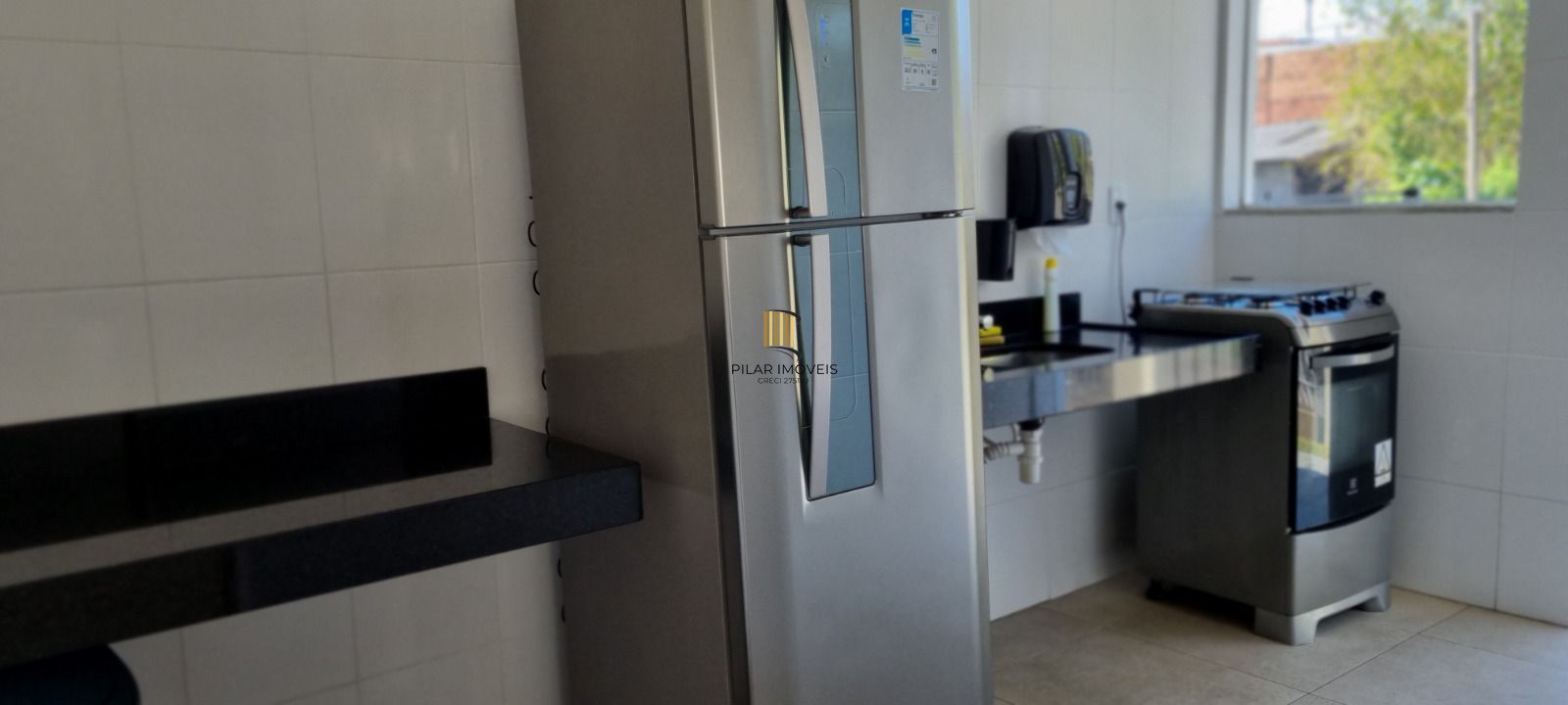 Apartamento 2 dormitórios, 1 vaga, semimobiliado - Cavalhada Porto Alegre RS