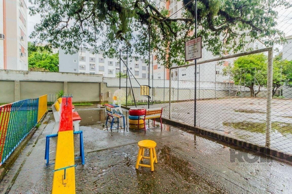 Apartamento MOBILIADO 2 dormitórios Bairro Cristal