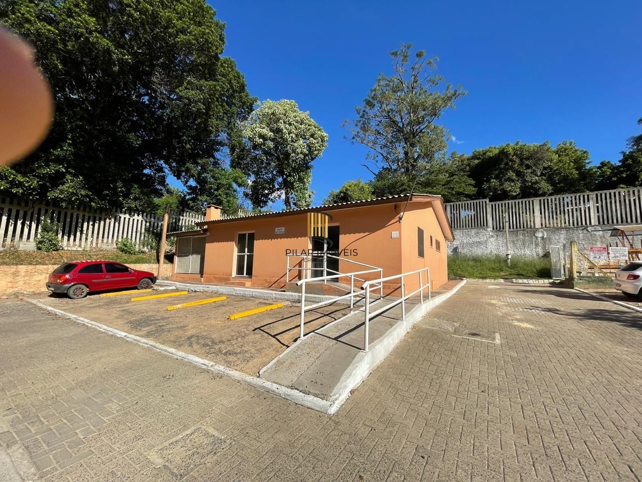 Apartamento Térreo com 02 quartos 01 vaga no Bairro Mário Quintana Porto Alegre