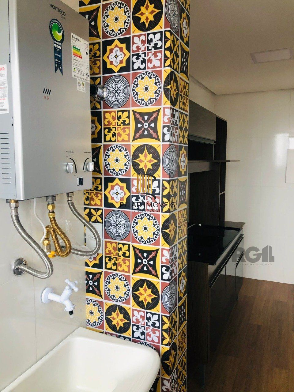 Apartamaento de 2 dormitórios, sala, cozinha, banheiro no bairro Marechal Rondon em Canoas
