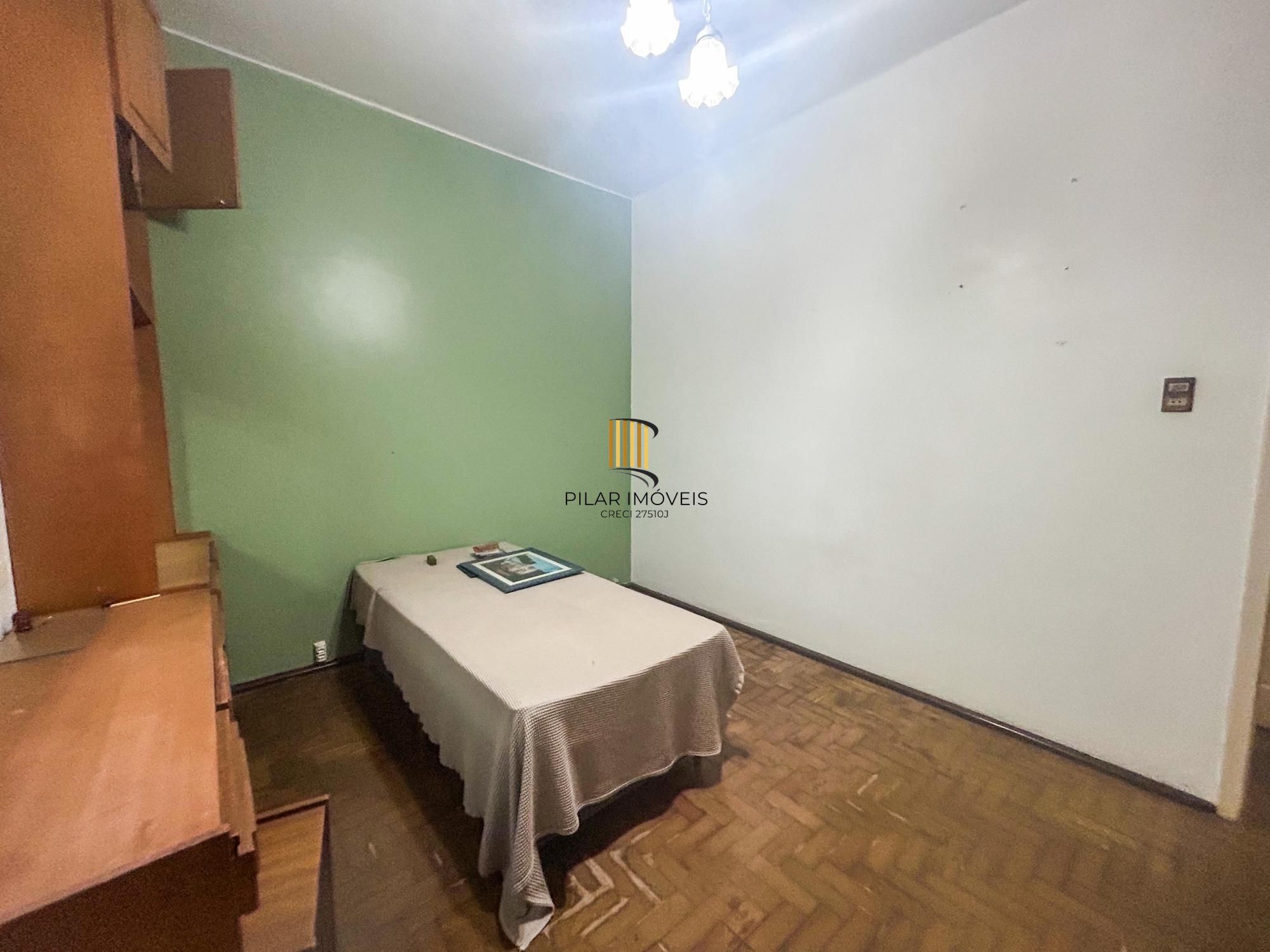 Casa Residencial com 3 Quartos, sendo 1 suíte e 3 Banheiros, no Bairro Santa Teresa em Porto Alegre, RS