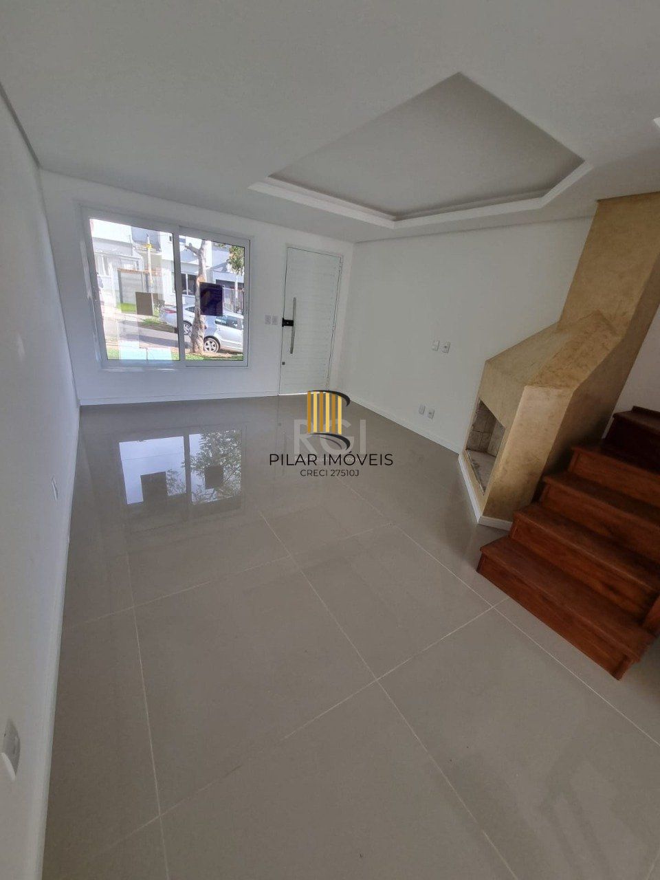 Casa 3 dormitórios no bairro Guarujá