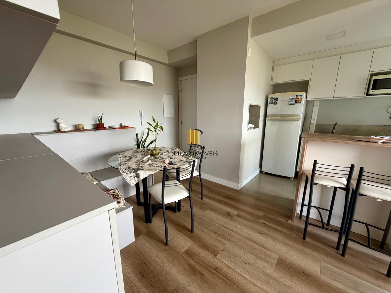 Apartamento com box duplo no bairro Teresópolis