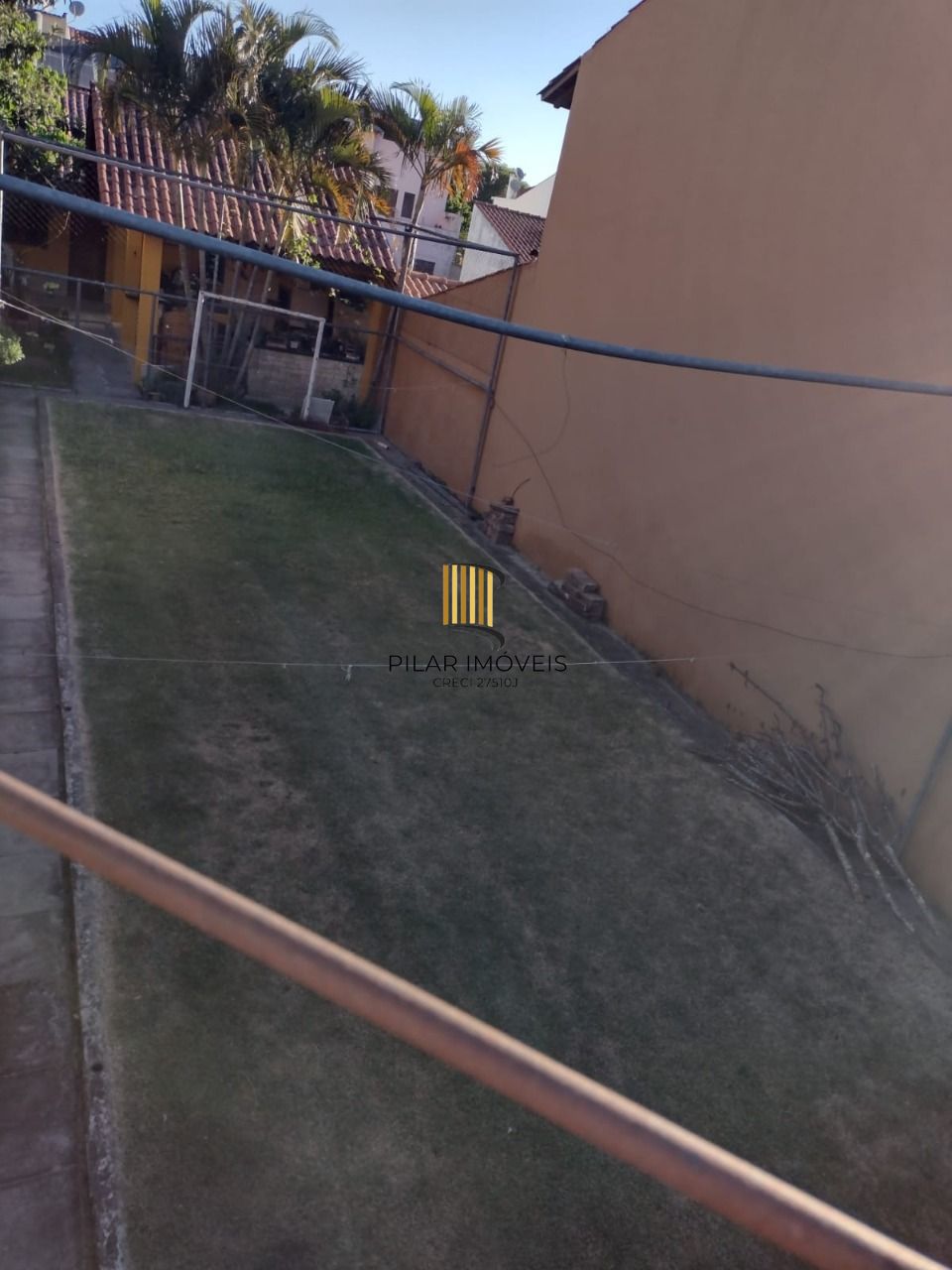 Casa para Venda - 693.6m², 5 dormitórios, sendo 3 suites, 4 vagas - Hípica