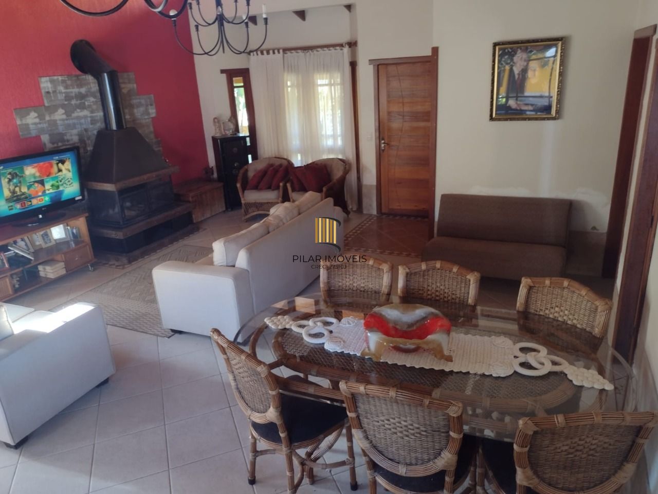 Casa para Venda - 693.6m², 5 dormitórios, sendo 3 suites, 4 vagas - Hípica