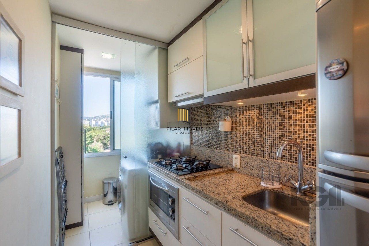 Apartamento 2 dormitórios no bairro Camaquã