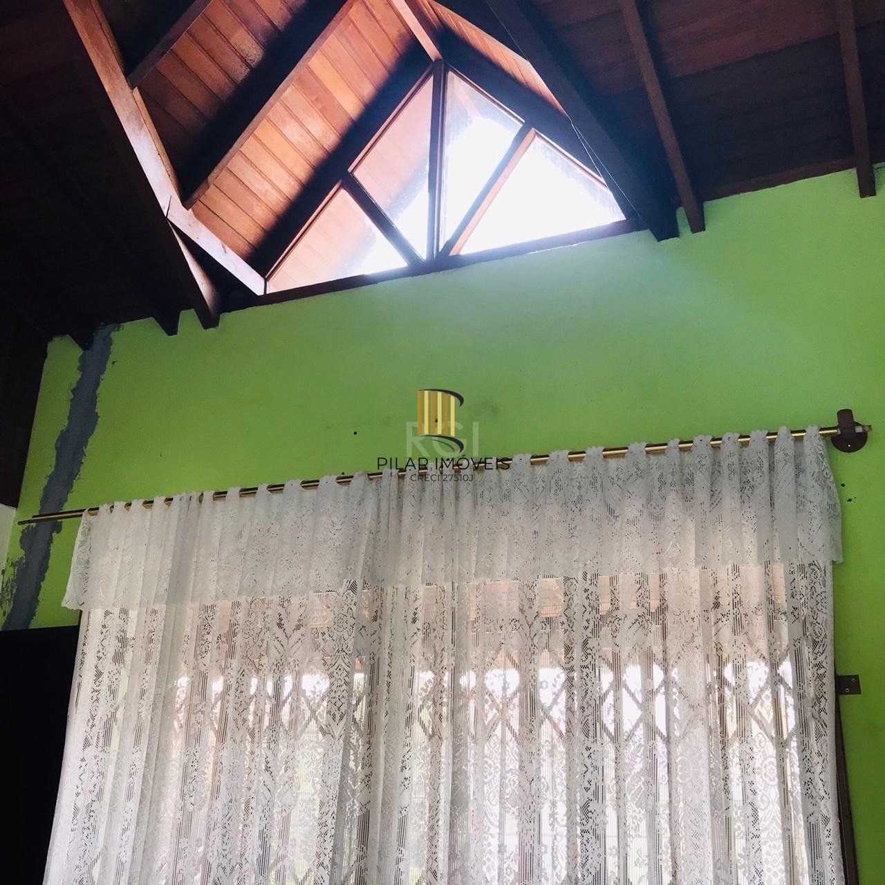 Casa para Venda - 279m², 6 dormitórios, sendo 2 suites, 3 vagas - Cavalhada, Porto Alegre